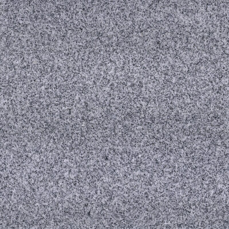 หินแกรนิต Cloudy Grey สีเทา ลายดอกสีดำขนาดเล็ก | ปูพื้นหน้าบ้านแบบประหยัด