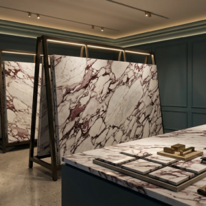 120-bvlgari-02-showroom-display png