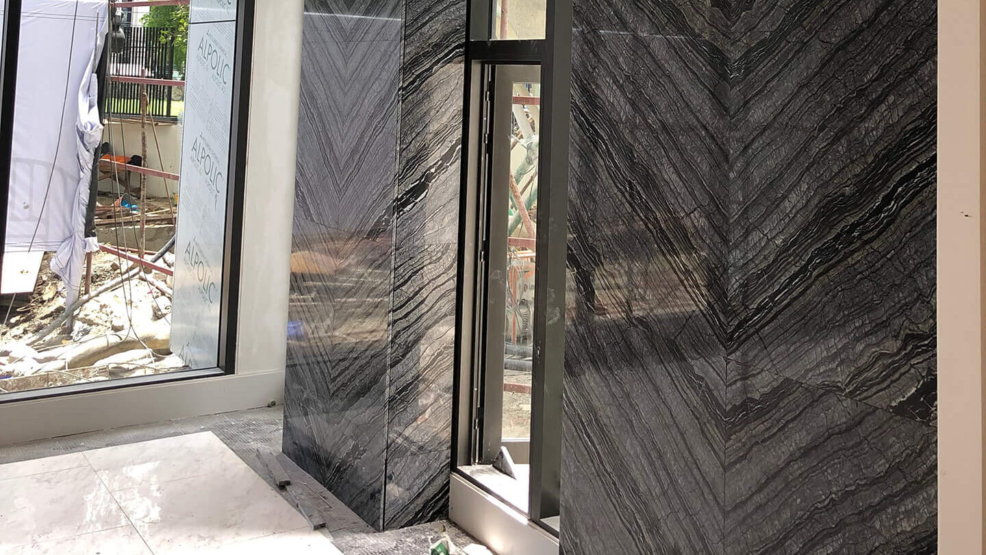 หินอ่อนสีดำ ราคาเท่าไหร่ และการใช้งานในสถานที่ต่างๆ