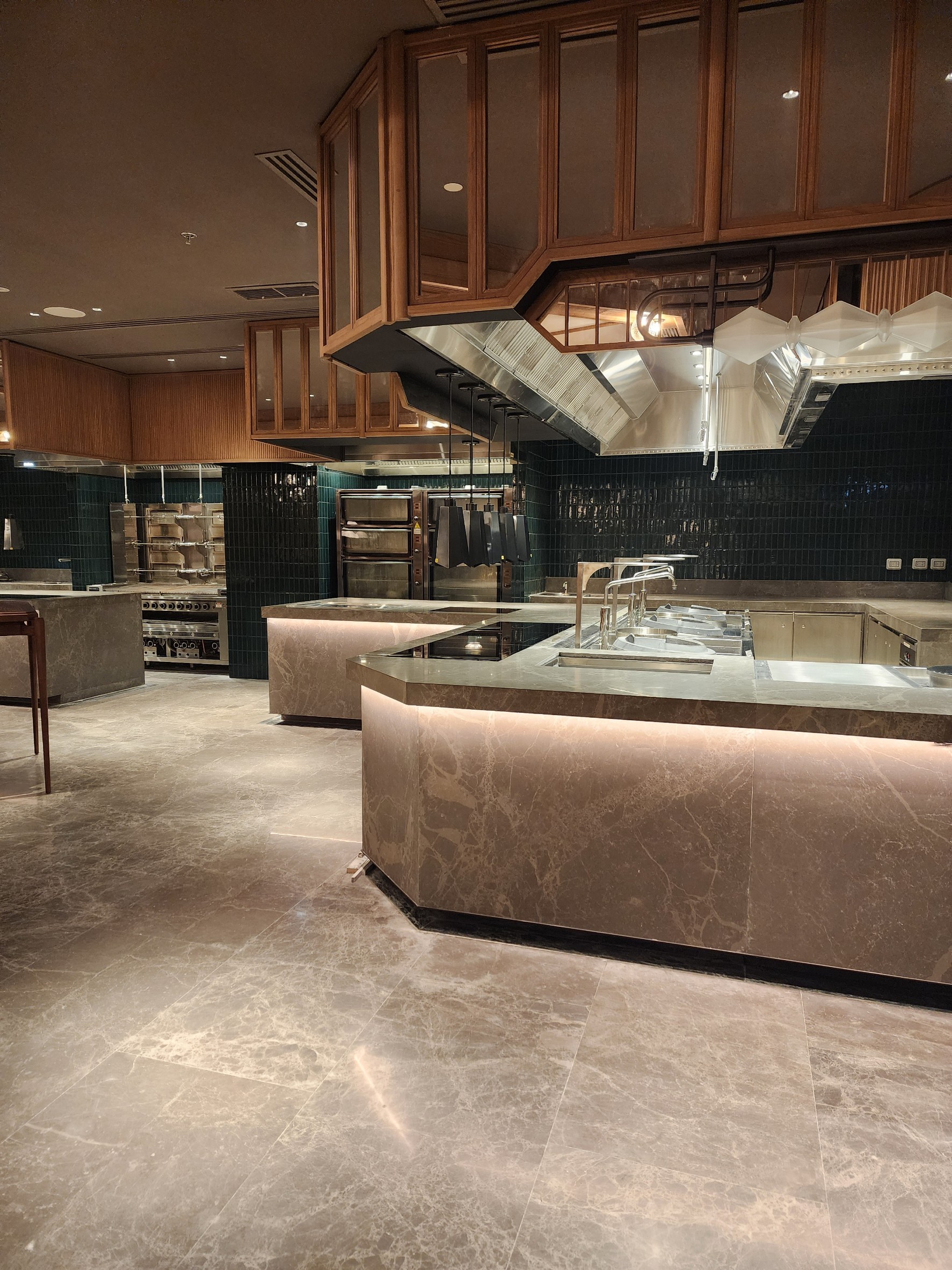 LINE_ALBUM_Dusit Central Park_241101_71