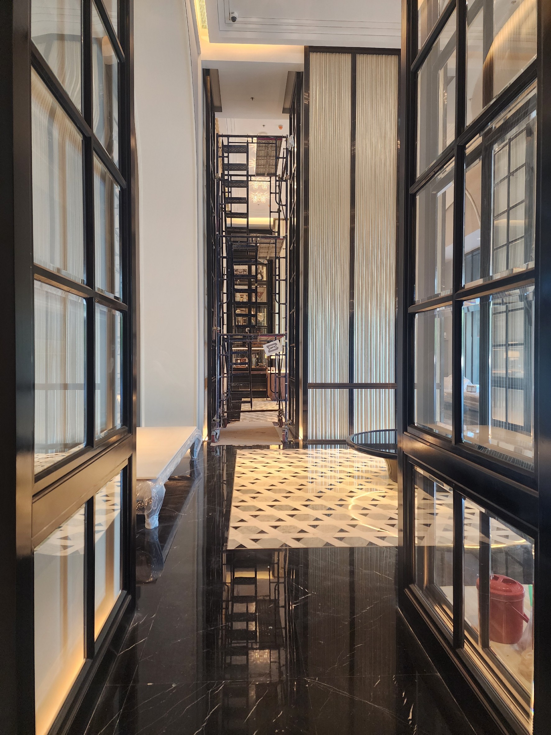 LINE_ALBUM_One Bangkok H3_250619_4_0