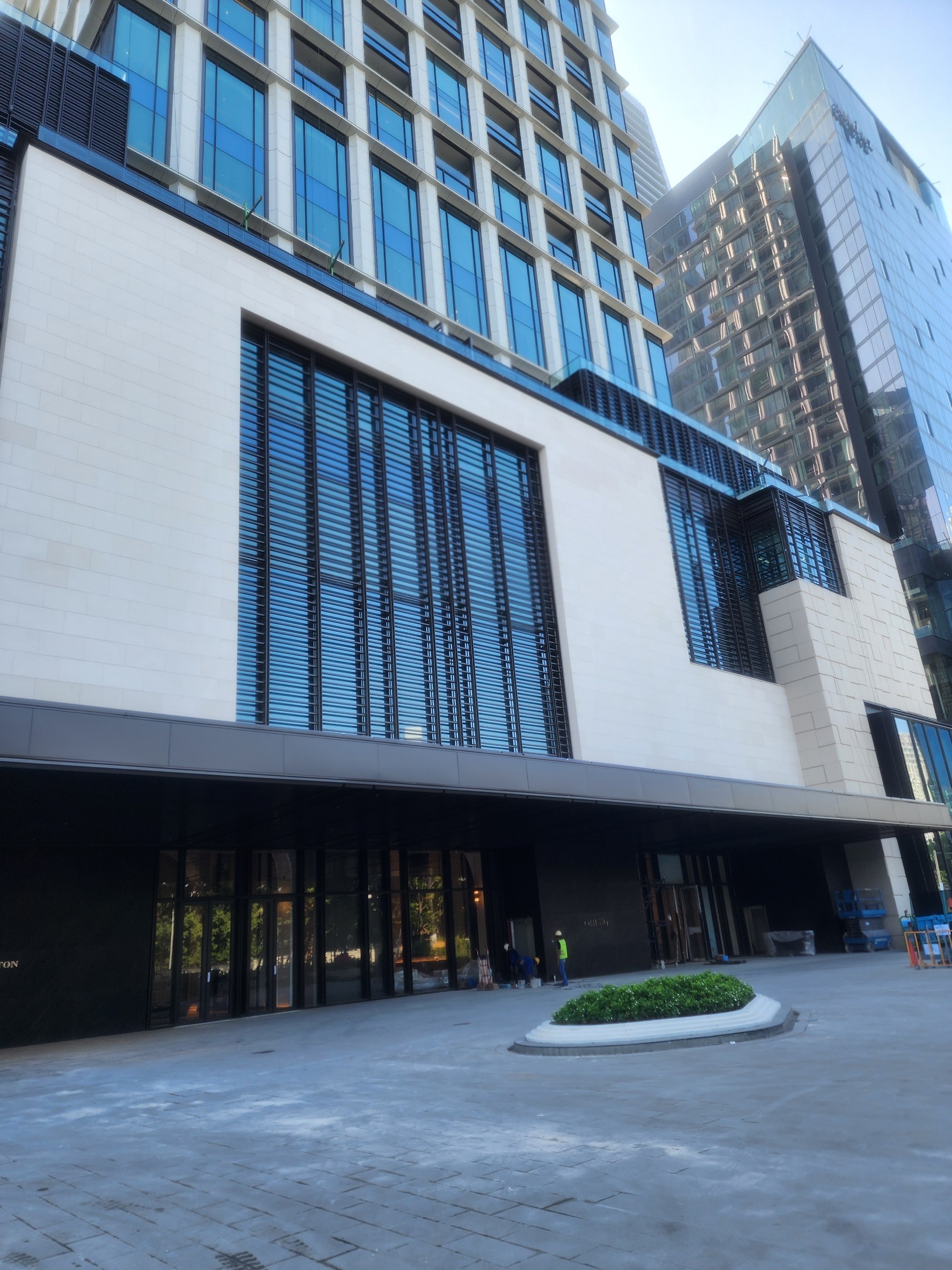 LINE_ALBUM_One Bangkok H3_250619_9_0